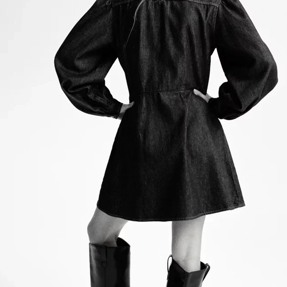 Tie detail denim dress H&M Brand new with tags! Size Large. - Picture 4 of 7